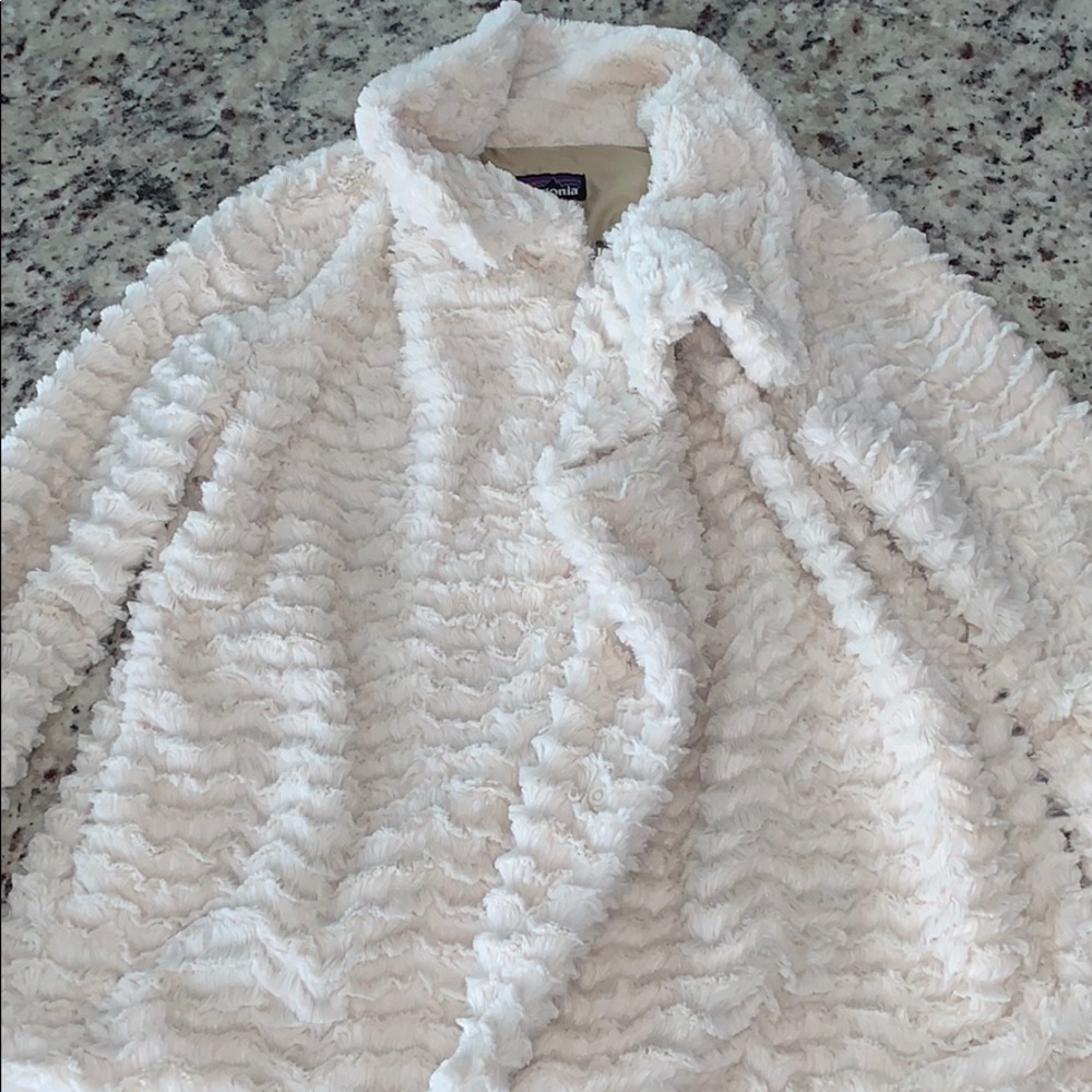 Patagonia fuzzy coat